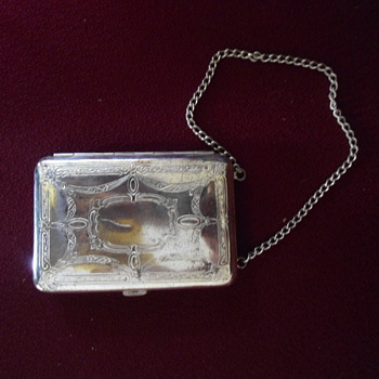 Trunk Find Ladies "G Silver" Vanity case - Accessories