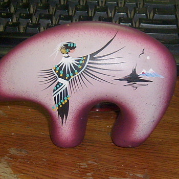 WHAT IS IT?   HELP!!!!!!! - Art Pottery
