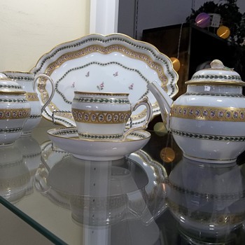 Any Idea on manufacturer or dates????