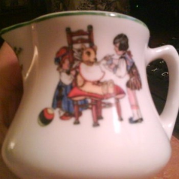 Children's Vintage China Creamer???