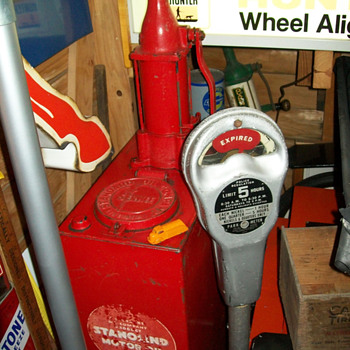 Standard Oil of Indiana Lubster - Petroliana