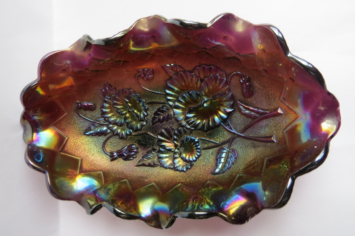 Carnival Glass Imperial bowl = Pansy Pattern Collectors Weekly