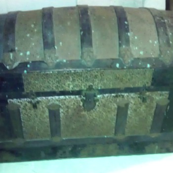 Old trunk trying to identify - Furniture