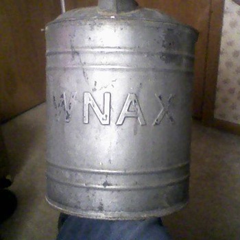 WNAX Gas Can - Petroliana