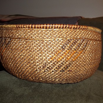  Antique Havasupai Indian Work Basket