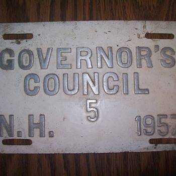 N.H. PLATE - Signs
