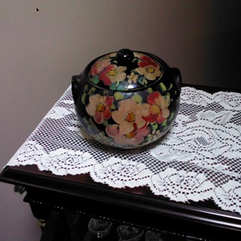 Mom's cookie jar - Kitchen