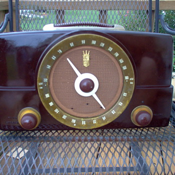 My ZENITH model G725 - Radios