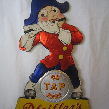 Antique Old Tin Composite On Tap Here Pfeiffer's Brewing Co Detroit & Flint Mich Beer Sign Display
