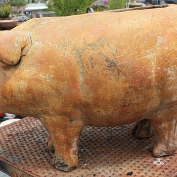 Very large pottery pig planter - Animals