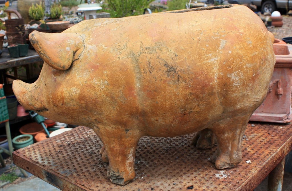 Very large pottery pig planter | Collectors Weekly