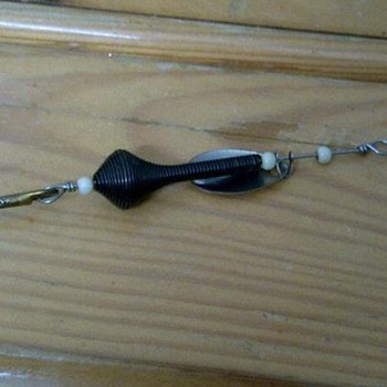 old fishin spinner lure.