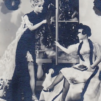 1940 Original Photo of a display of Margit Nilsen's 30 Inch mannequins - Advertising
