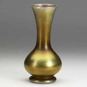  Lustre Art Glass Co. vase c. 1920