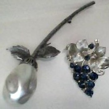 Vintage Costume Jewelry