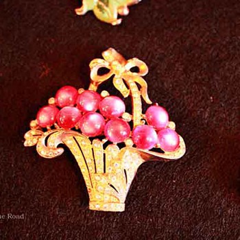 Vintage Basket Pin Collection - Costume Jewelry