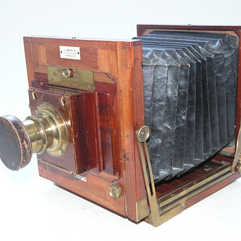 Ashford, J.  New Patent Camera, 1887 .