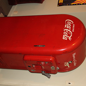 Old 10 cent Coke Machine