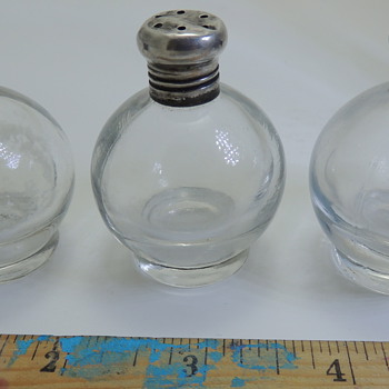 3 Glass Spice Jars - Sterling lids