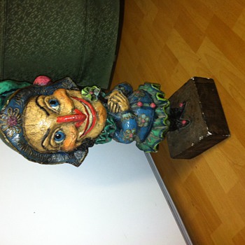 judy of punch and judy - Figurines