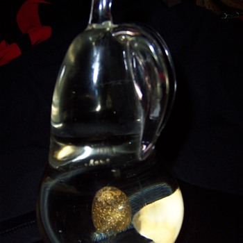 Signed Cendese - Murano Pear with Gold Center
