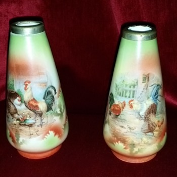 PAIR OF HANDPAINTED RIMMED VASES GERMANY - Pottery