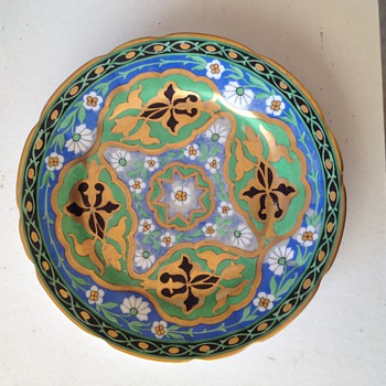 Vintage beautiful plate, unknown mfg. & year and style - Art Pottery