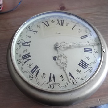 LESTER FIELD CLOCK 8 DAY.. NEEDING INFO - Clocks