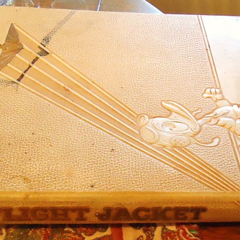 Dad's 1940 Flight  Yearbook   double wingers at first! - Military and Wartime