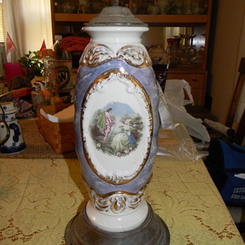 Unidentified lamp