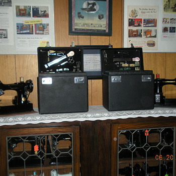 Singer Featherweight "Corduroy - Tool Liners"