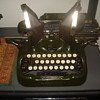 1912 Oliver No. 9 typewriter (DESKTOP OR PORTABLE?)