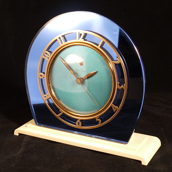 Telechron “Casino”, Model 4F71 Electric Shelf Clock - Art Deco