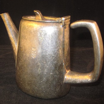 Silver Plate England Hotel Coffee Pot   RG ?