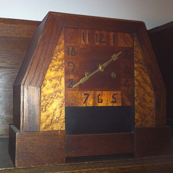 Art deco clock