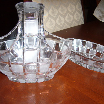 basket and bowl - Glassware