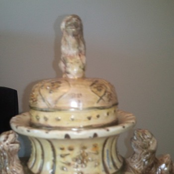 chinese satsuma jar 