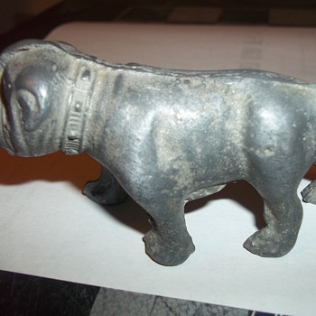CAST METAL BULLDOG