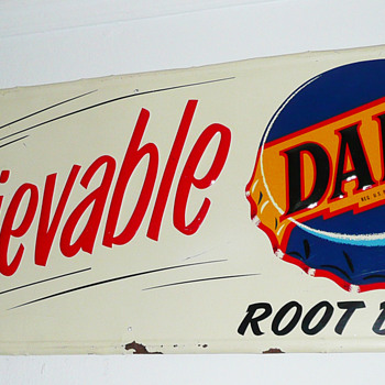 Dad's Root Beer Sign 