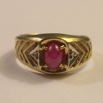 Assorted Vintage Rings with Star Opals