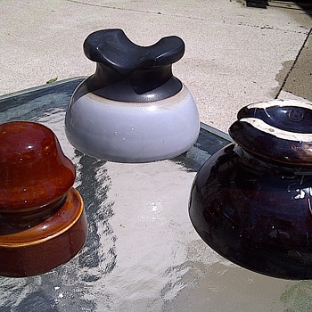 3 ceramic/porcelin insulators with no markings. 