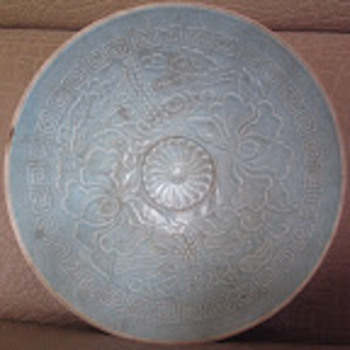 Early Chinese Celadon bowl - Asian