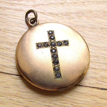 Victorian Hair Locket? - Victorian Era