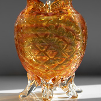 Stevens & Williams threaded glass footed vase - Art Glass