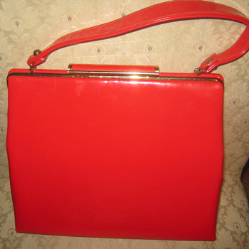 Vtg Bobbie Jerome 1950s Red Patent Handbag-Beautiful !