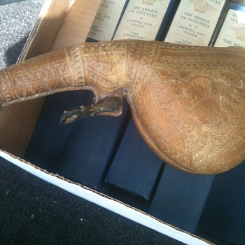 late 1800's  hand carved powder horn