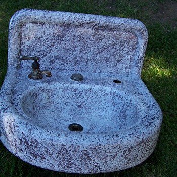 Purple and Cream Graniteware sink - Kitchen
