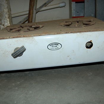 My Caloric Topton Vintage 2-Burner Gas Stove - Kitchen