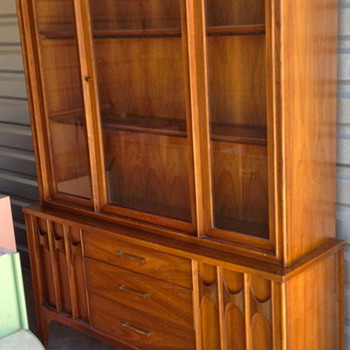 Kent-Coffey "Perspecta" China Cabinet