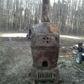 Huge cast iron pot belly stove